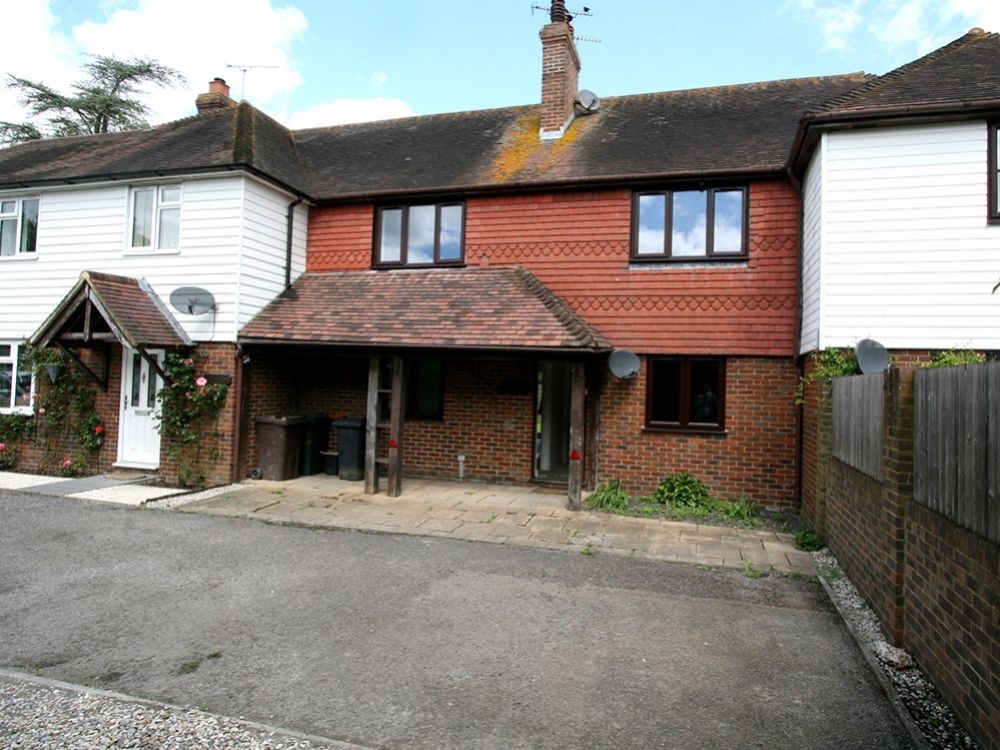 Property photo 1 of 9 Lrg_Front