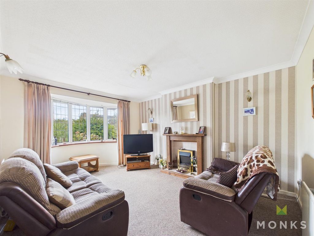 Property photo 3 of 14 Cam01348G0-Pr0759-Still003.Jpg