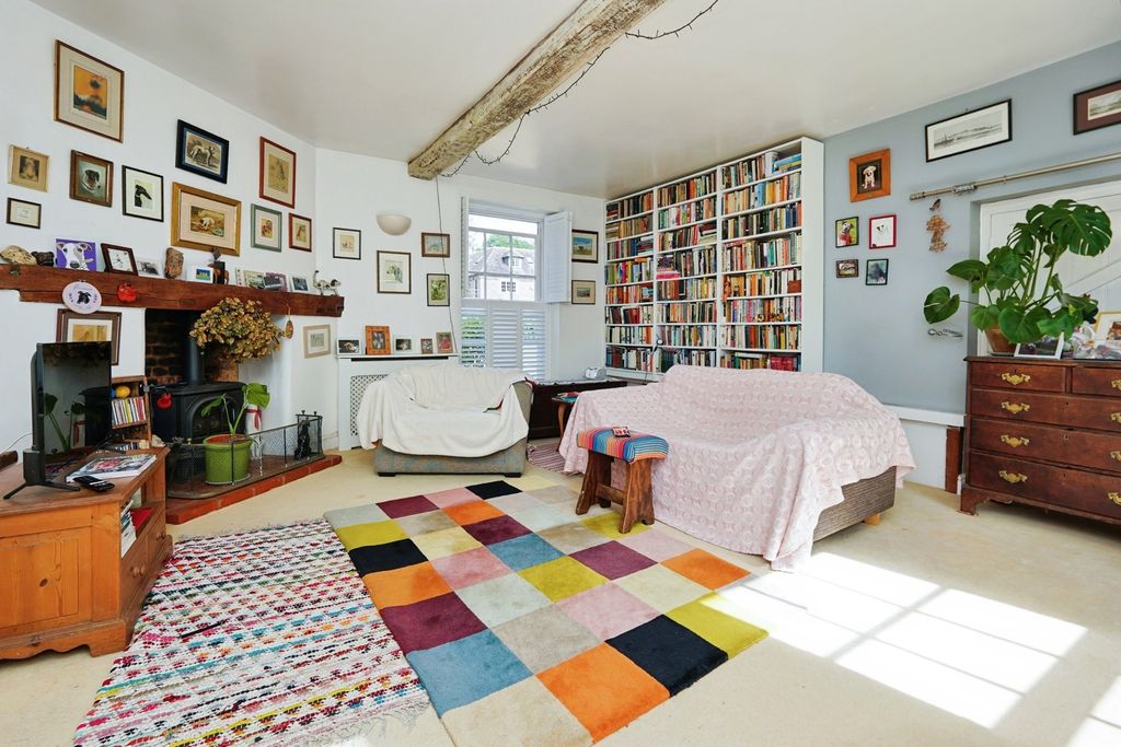 Property photo 2 of 23 Pbox-Img.Jpg