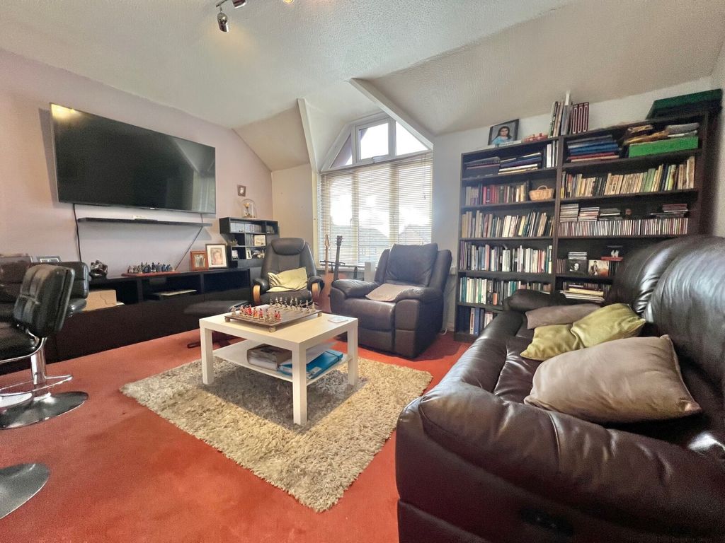 Property photo 2 of 12 Picture No. 12