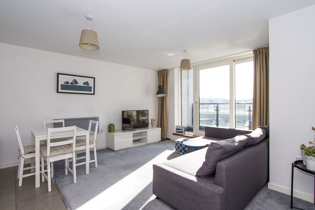 Property photo 3 of 16 Photo 14