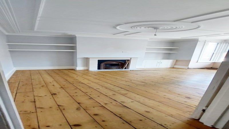 Property photo 2 of 8 Gallery