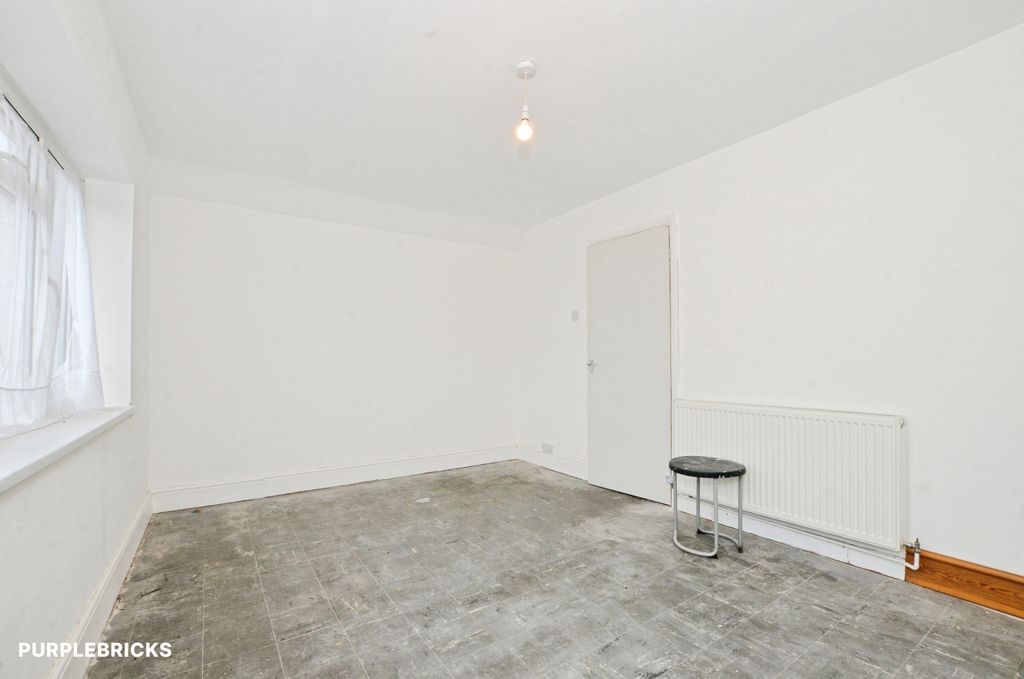 Property photo 3 of 13 Reception Room