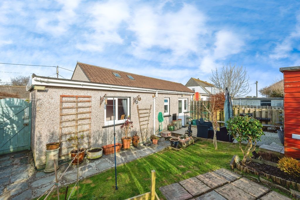 Property photo 1 of 13 Photography