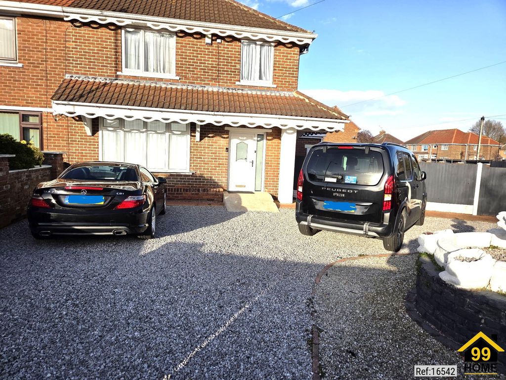 Property photo 1 of 26 Photo 0