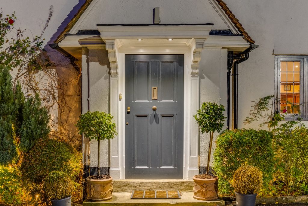 Additional image 44 of 6 bed detached house for saleMoormead Hill House, Offley Road, Hitchin SG5