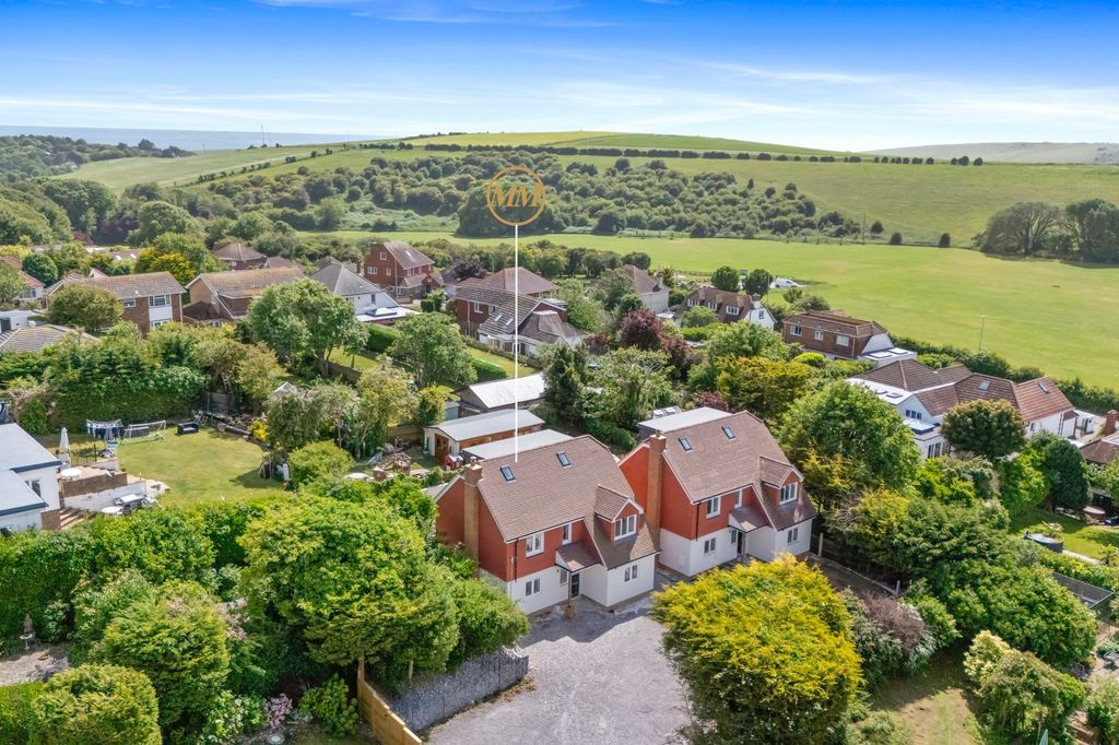 Property photo 1 of 39