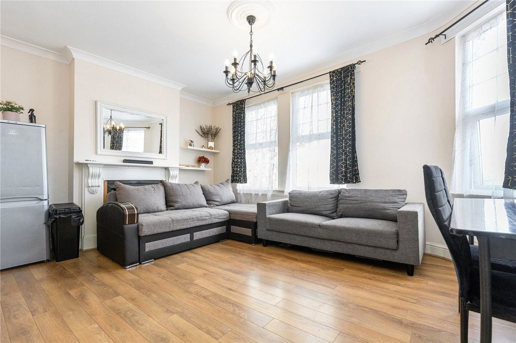 Property photo 2 of 11 Picture No. 37