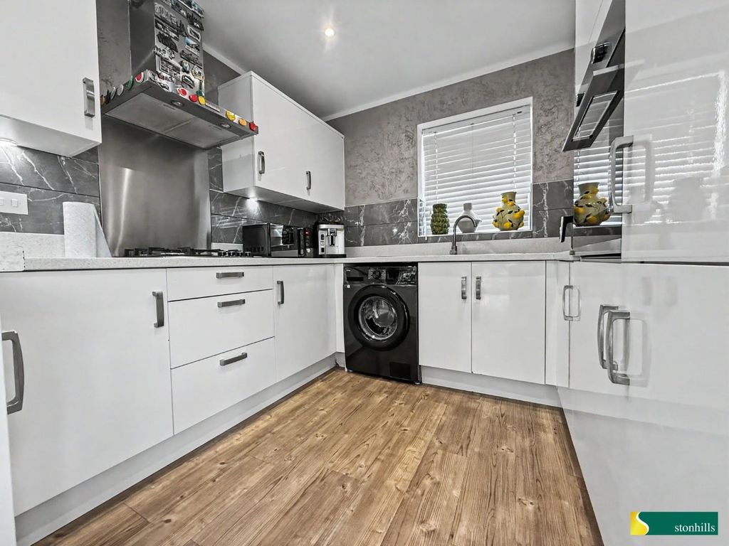 Property photo 3 of 19 10.Jpg