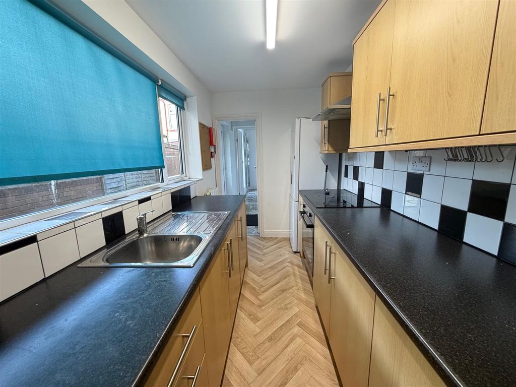 Property photo 3 of 13 3.Jpg