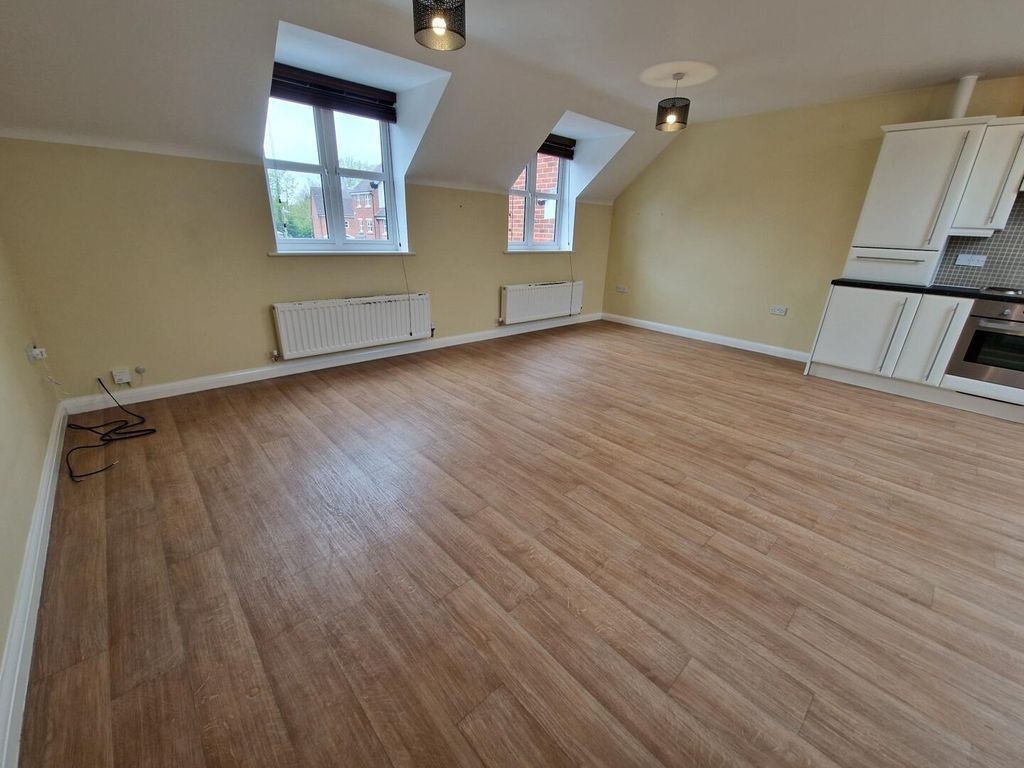 Property photo 2 of 5 Living Room