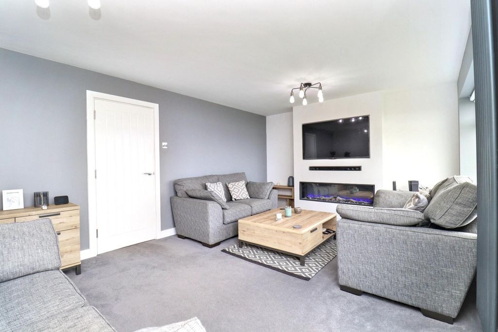 Additional image 15 of 5 bed detached house for saleWainwright Walk, Seaton Carew, Hartlepool TS25