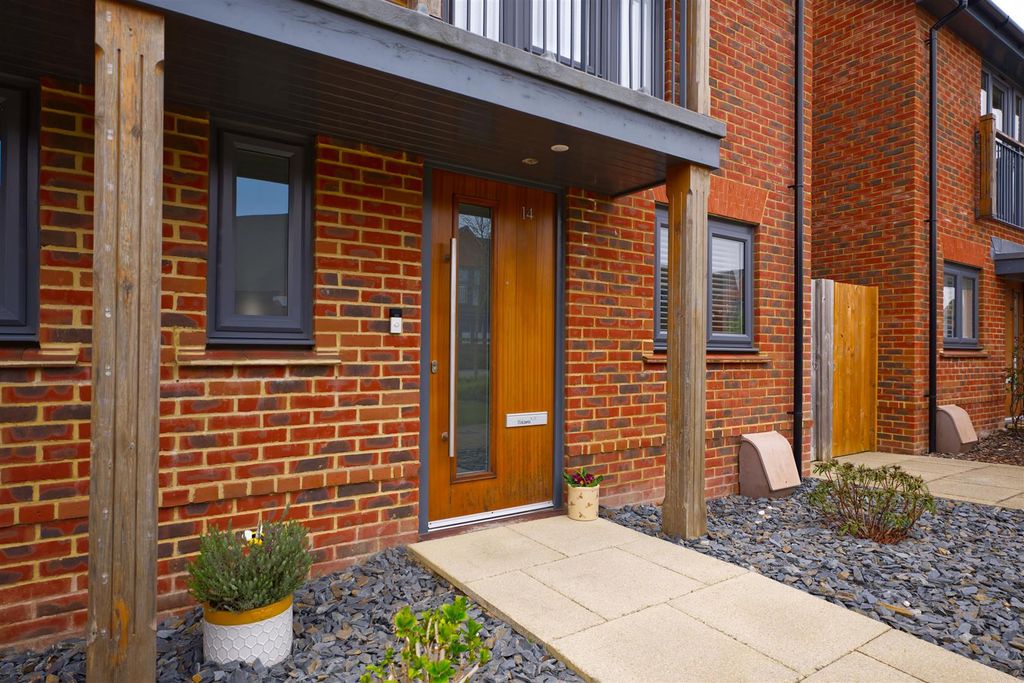 Property photo 2 of 24 2 (4).Jpg