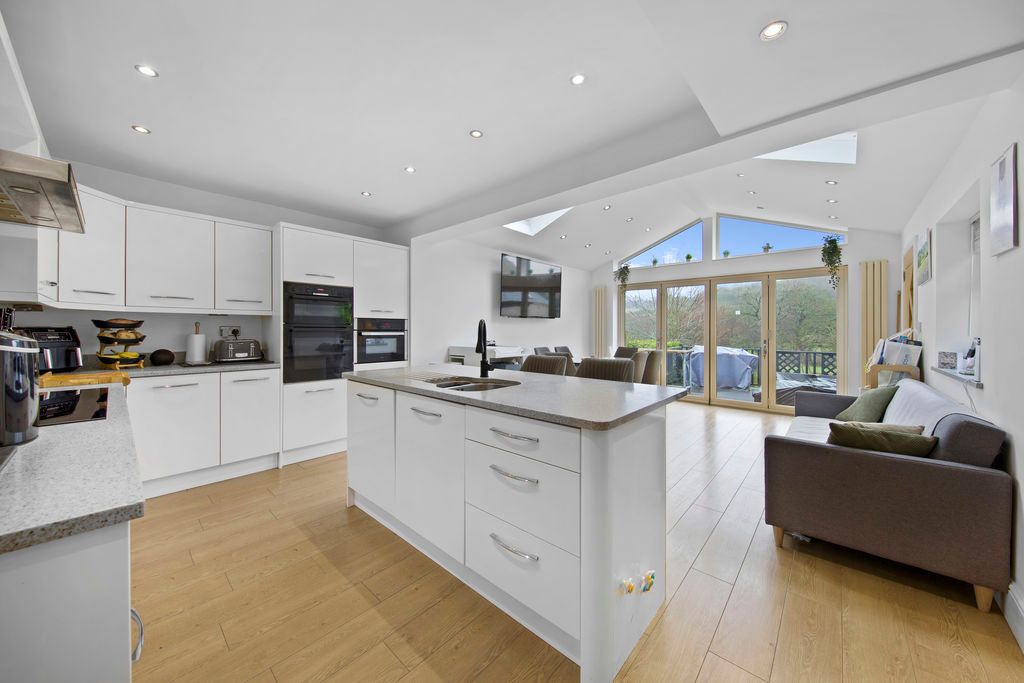 Property photo 1 of 32 Kitchen