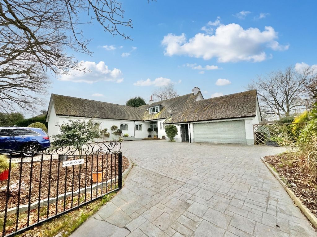 Property photo 1 of 28