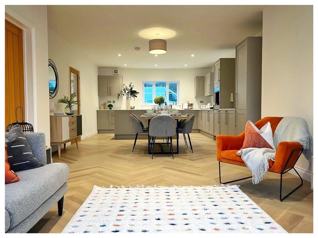 Property photo 1 of 30