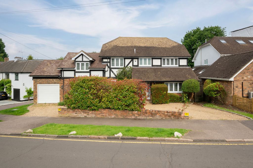 Property photo 1 of 20