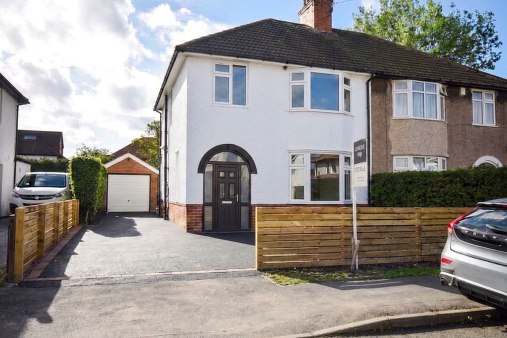Property photo 1 of 16