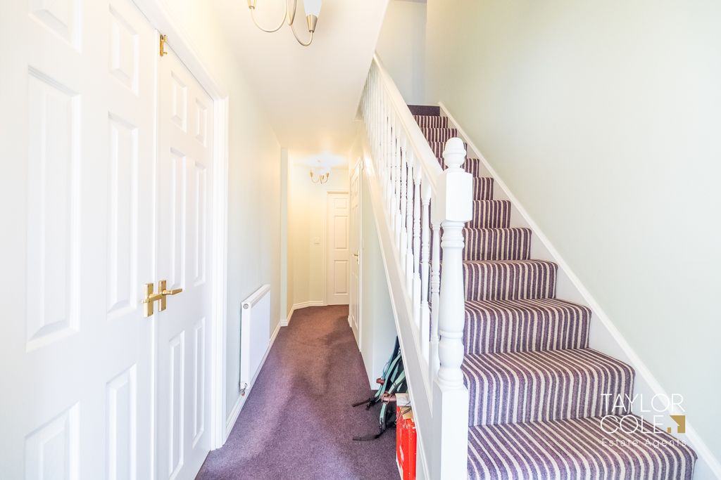 Property photo 2 of 24