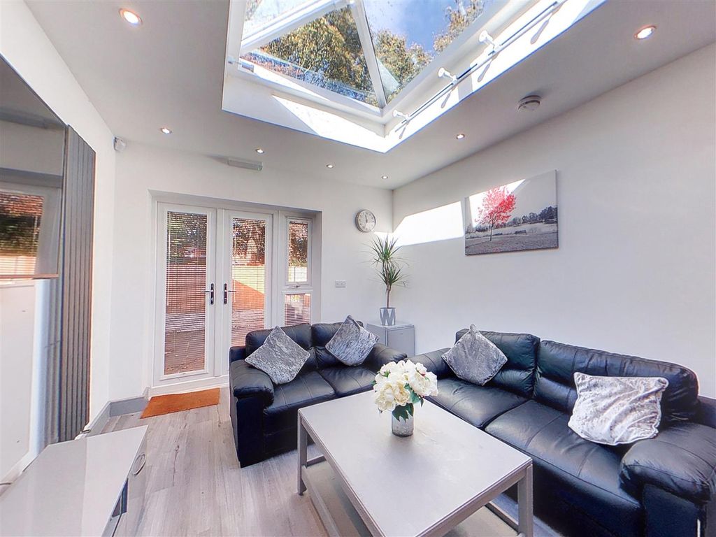 Property photo 1 of 37 Screenshot 2024-10-0