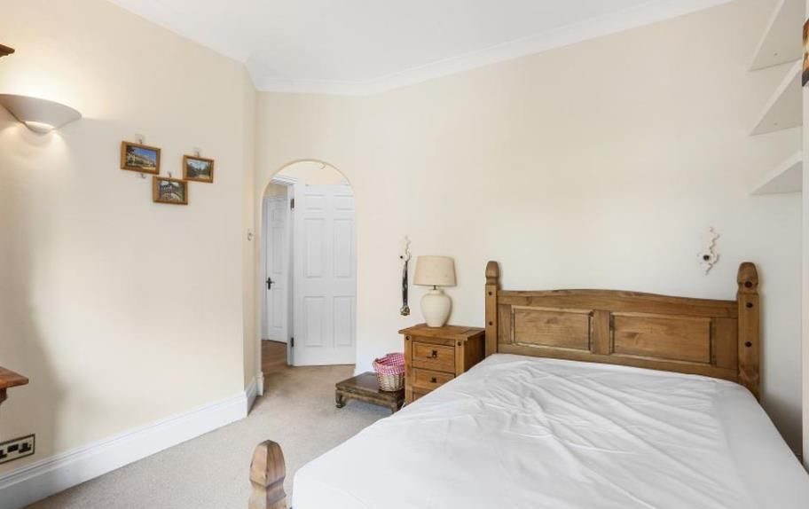 Property photo 2 of 5 74 Ivor Court 4 11.11.Png