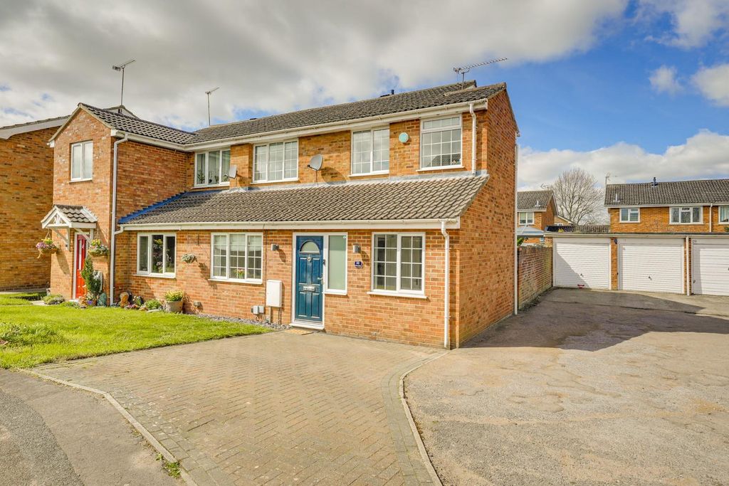 Property photo 1 of 25