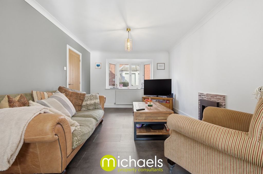 Property photo 3 of 24