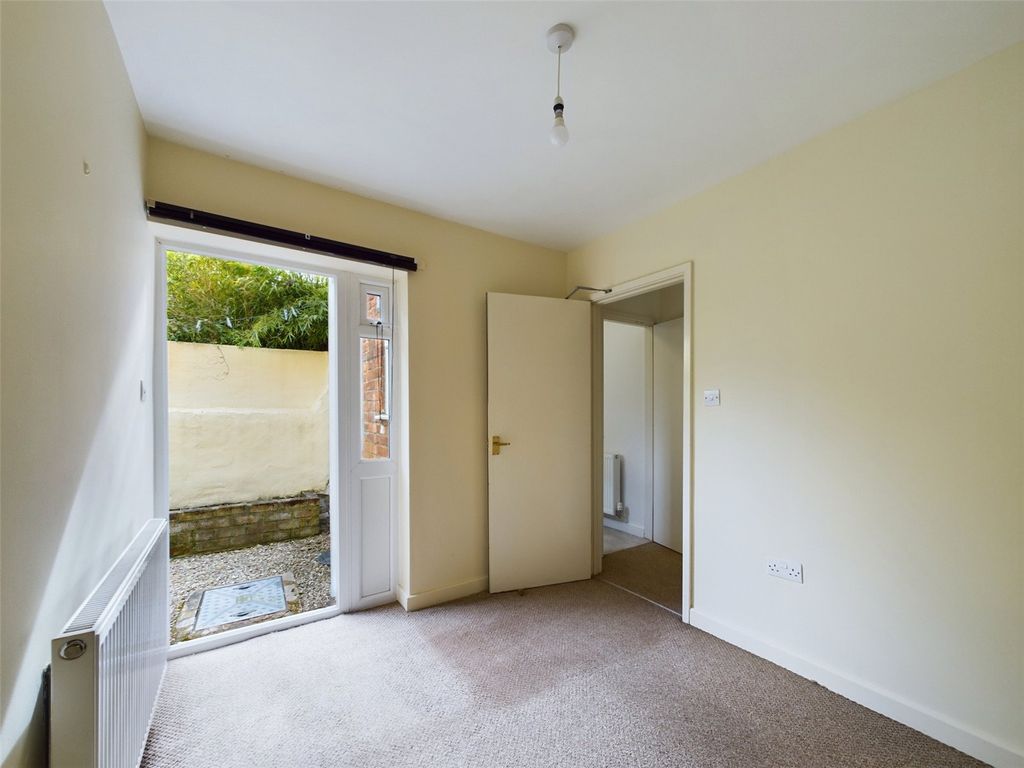 Property photo 3 of 9 Picture No. 05