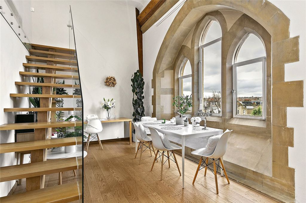 Property photo 3 of 15 Picture No. 16