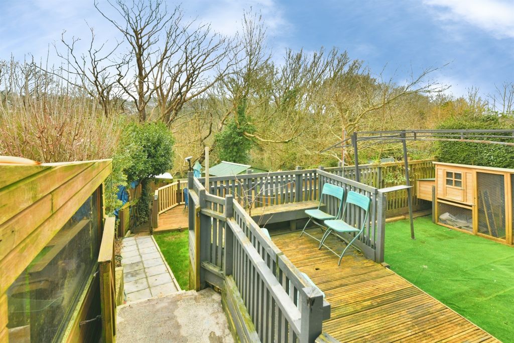 Property photo 3 of 20