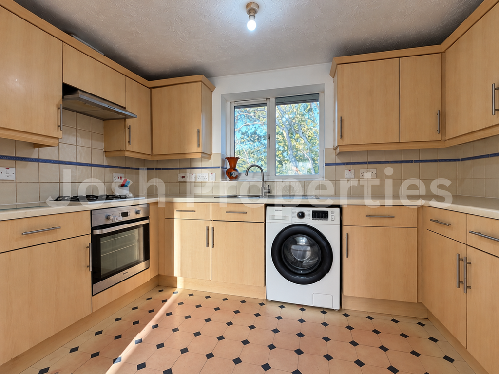 Property photo 3 of 9