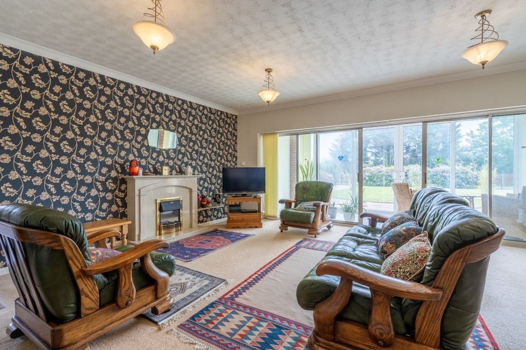 Property photo 2 of 27 CL2