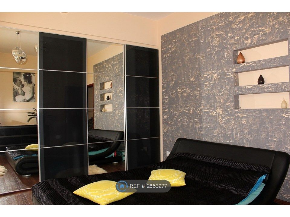 Property photo 2 of 14 Bedroom