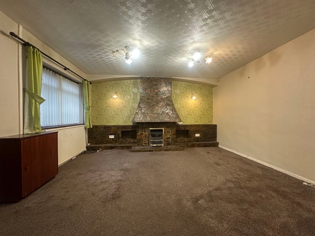 Property photo 2 of 17 Photo 14