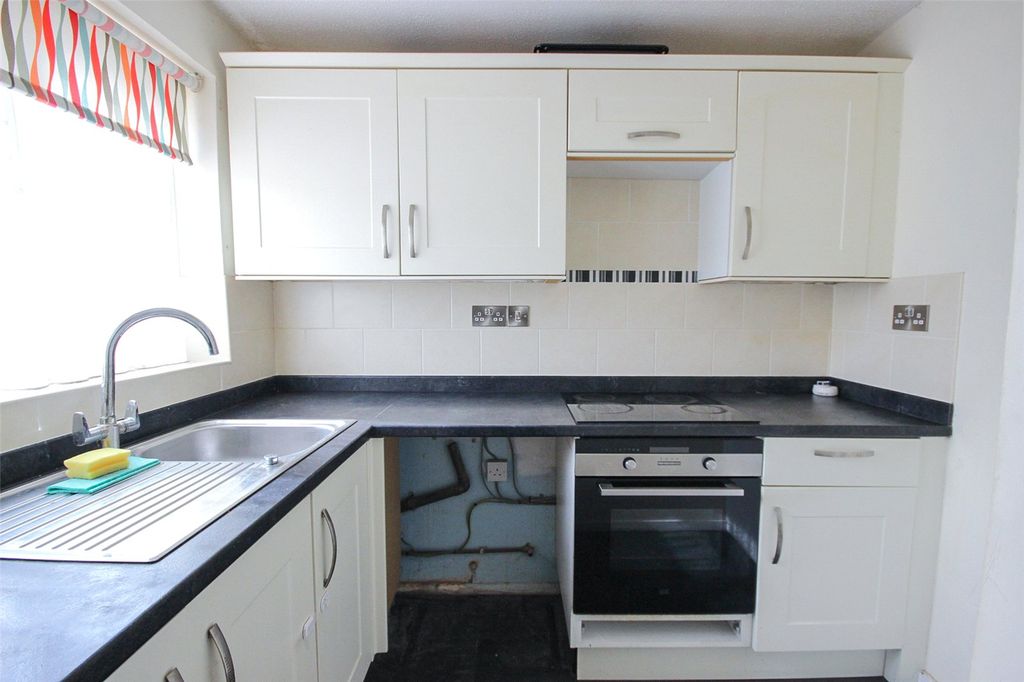 Property photo 3 of 13 Picture No. 17