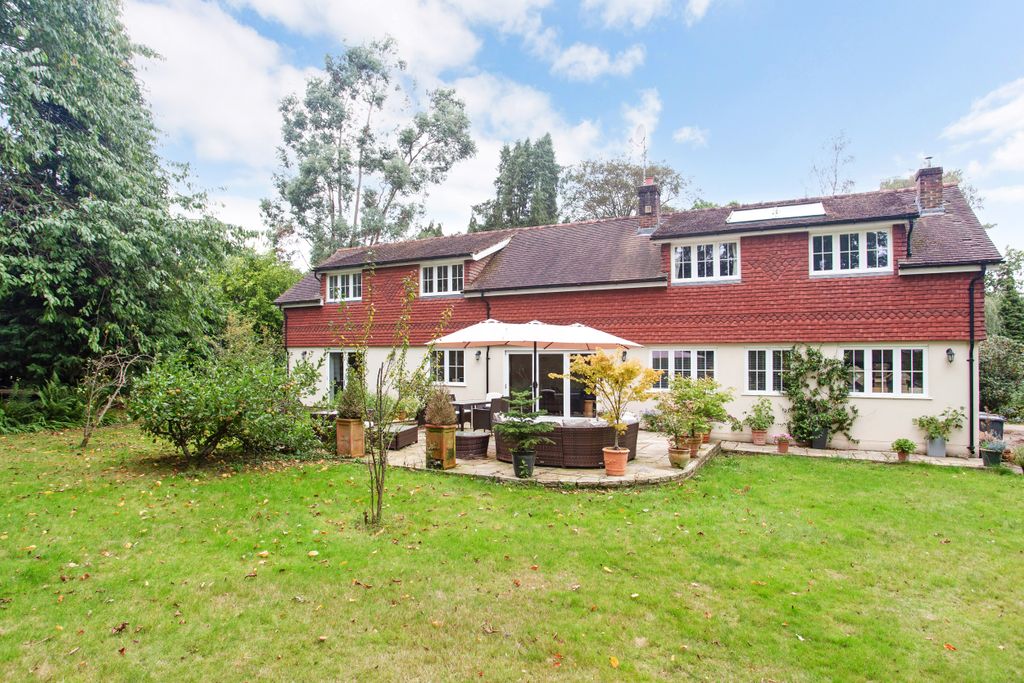 Property photo 3 of 23