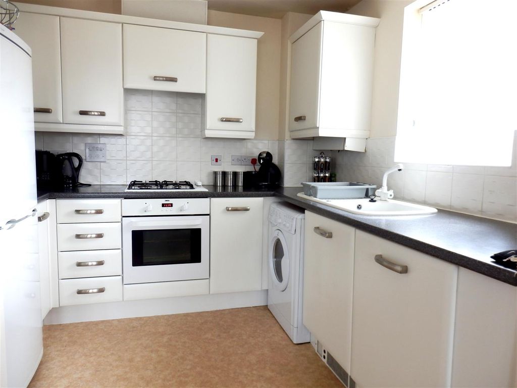 Property photo 2 of 6