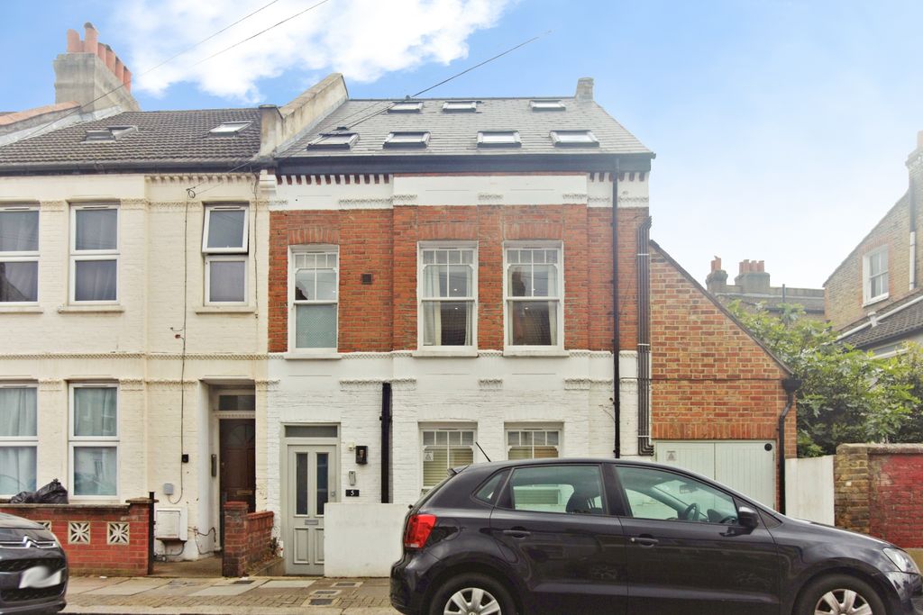 Property photo 2 of 10