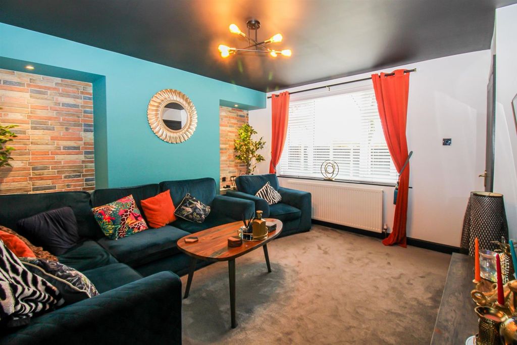 Property photo 3 of 8 Living Room