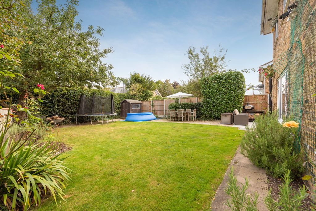 Additional image 14 of 4 bed detached house to rentKimber Close, Windsor SL4