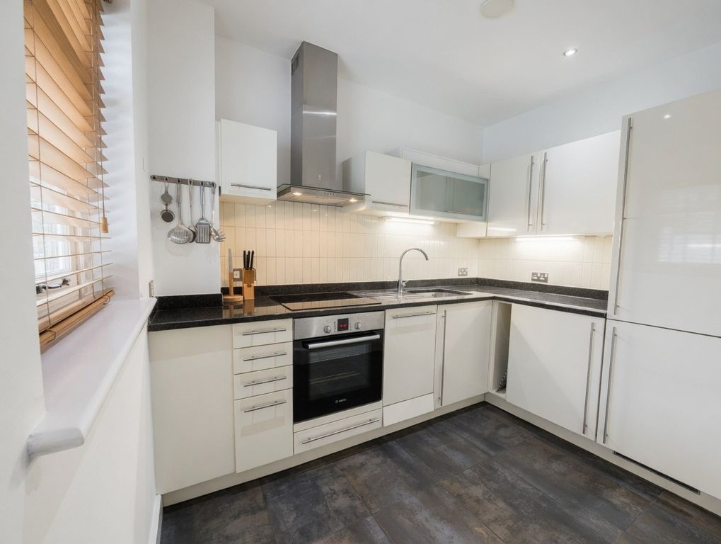 Property photo 2 of 11 5139962