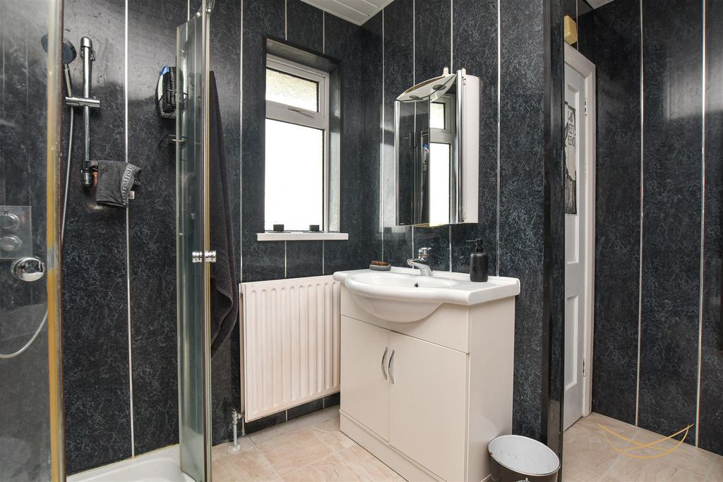 Additional image 19 of 4 bed semi-detached house for saleStation Road, Greenisland BT38