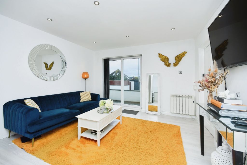 Additional image 5 of 2 bed flat for saleDorothy Avenue, Peacehaven BN10