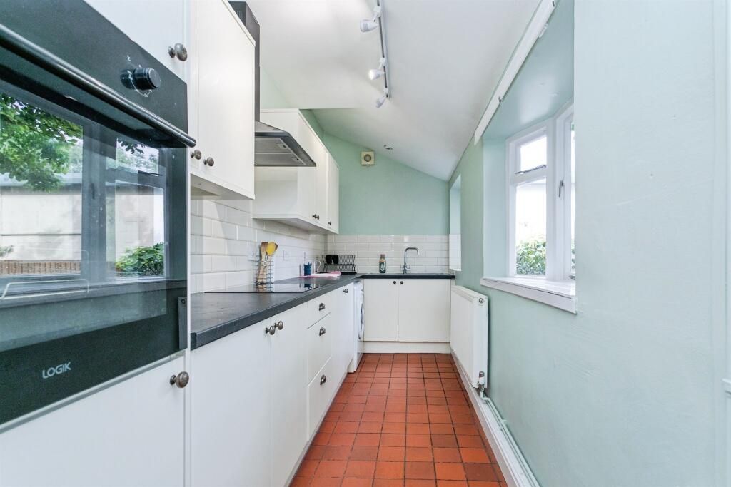 Property photo 3 of 9