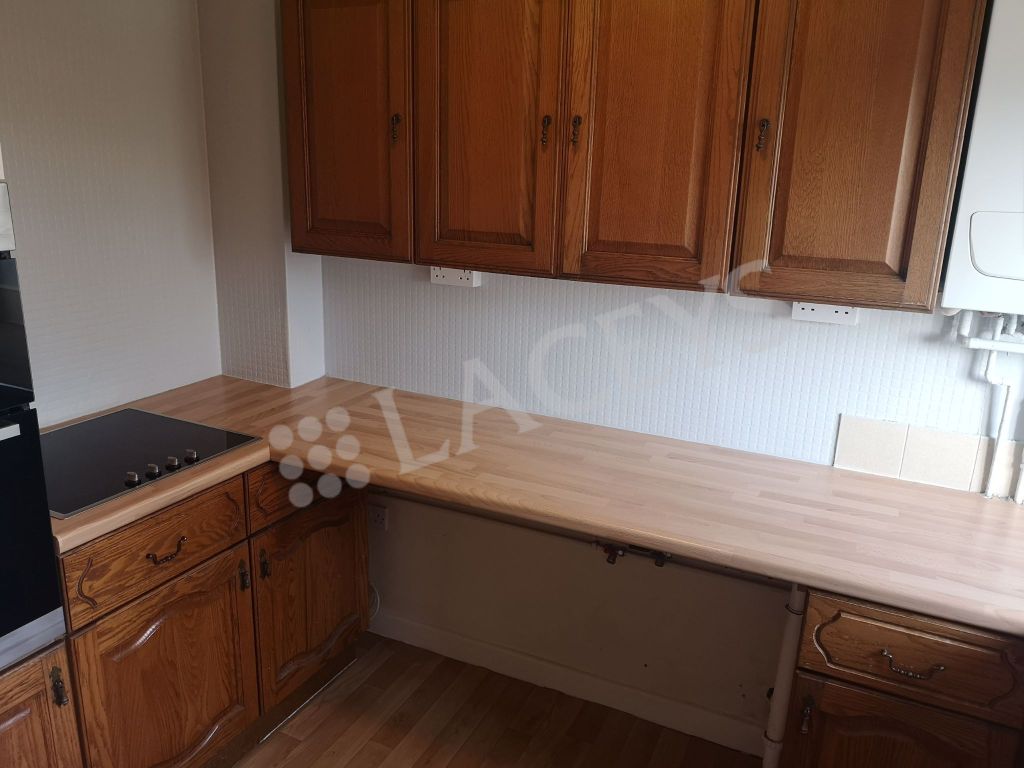 Property photo 3 of 9 Photo 7