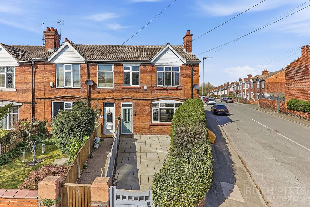 Property photo 2 of 30