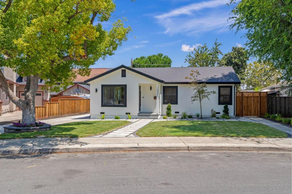 Property photo 1 of 46