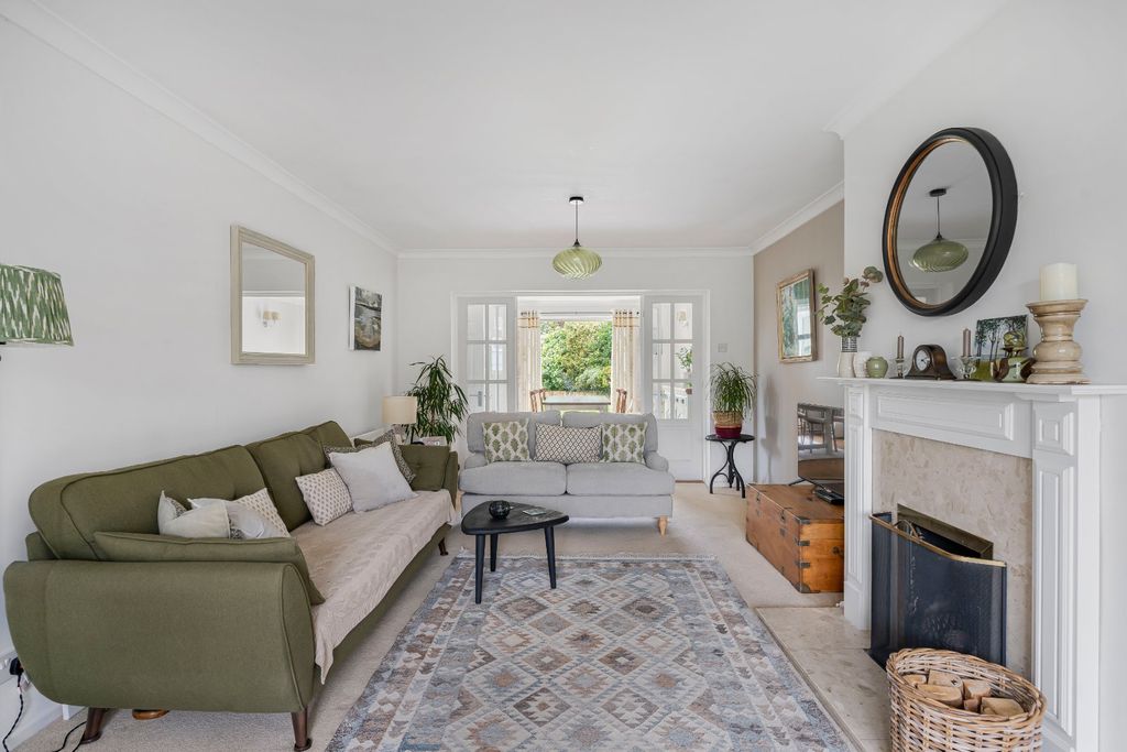 Property photo 3 of 28 Picture No. 21