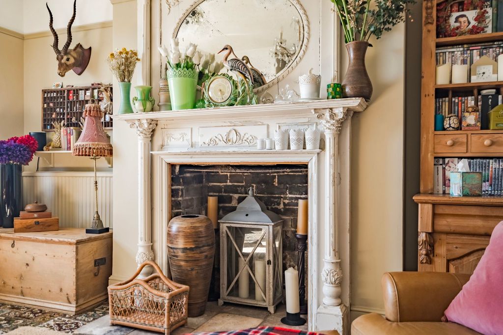 Property photo 2 of 26