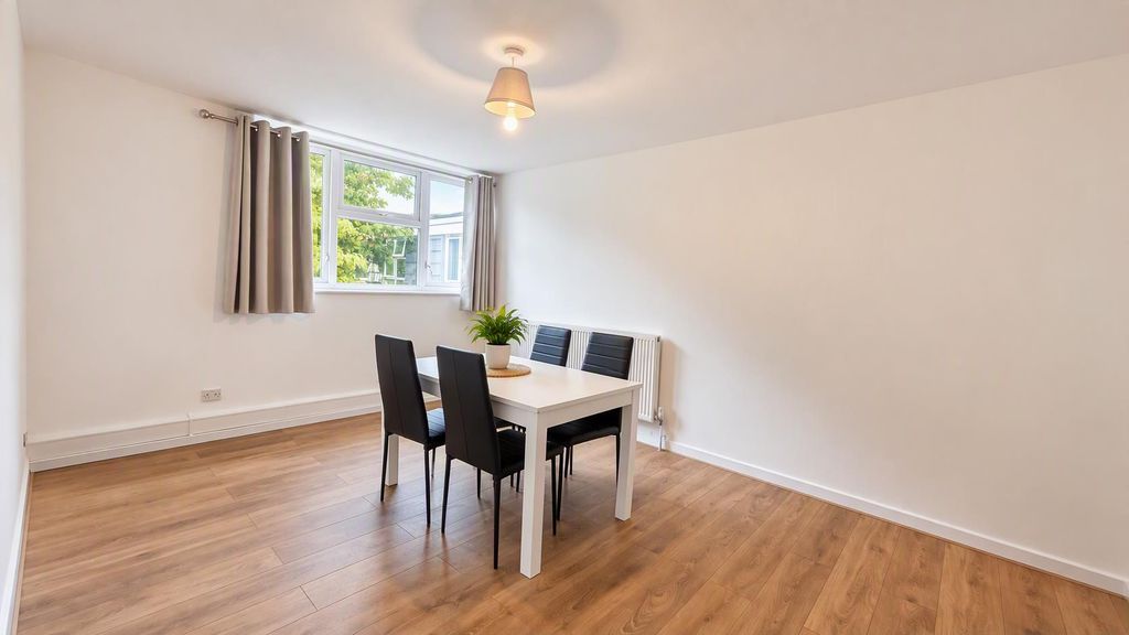 Property photo 1 of 6 Reception Room